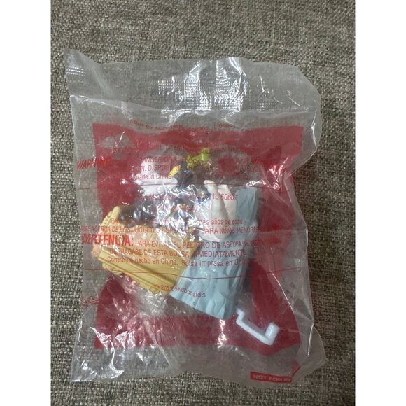 Disney McDonalds Goofy Expedition Everest Toy New In Bag - Picture 2 of 2
